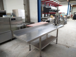 s/s table with filler 